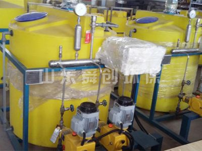 點(diǎn)擊查看詳細(xì)信息<br>標(biāo)題：全自動(dòng)加藥裝置 閱讀次數(shù)：5234